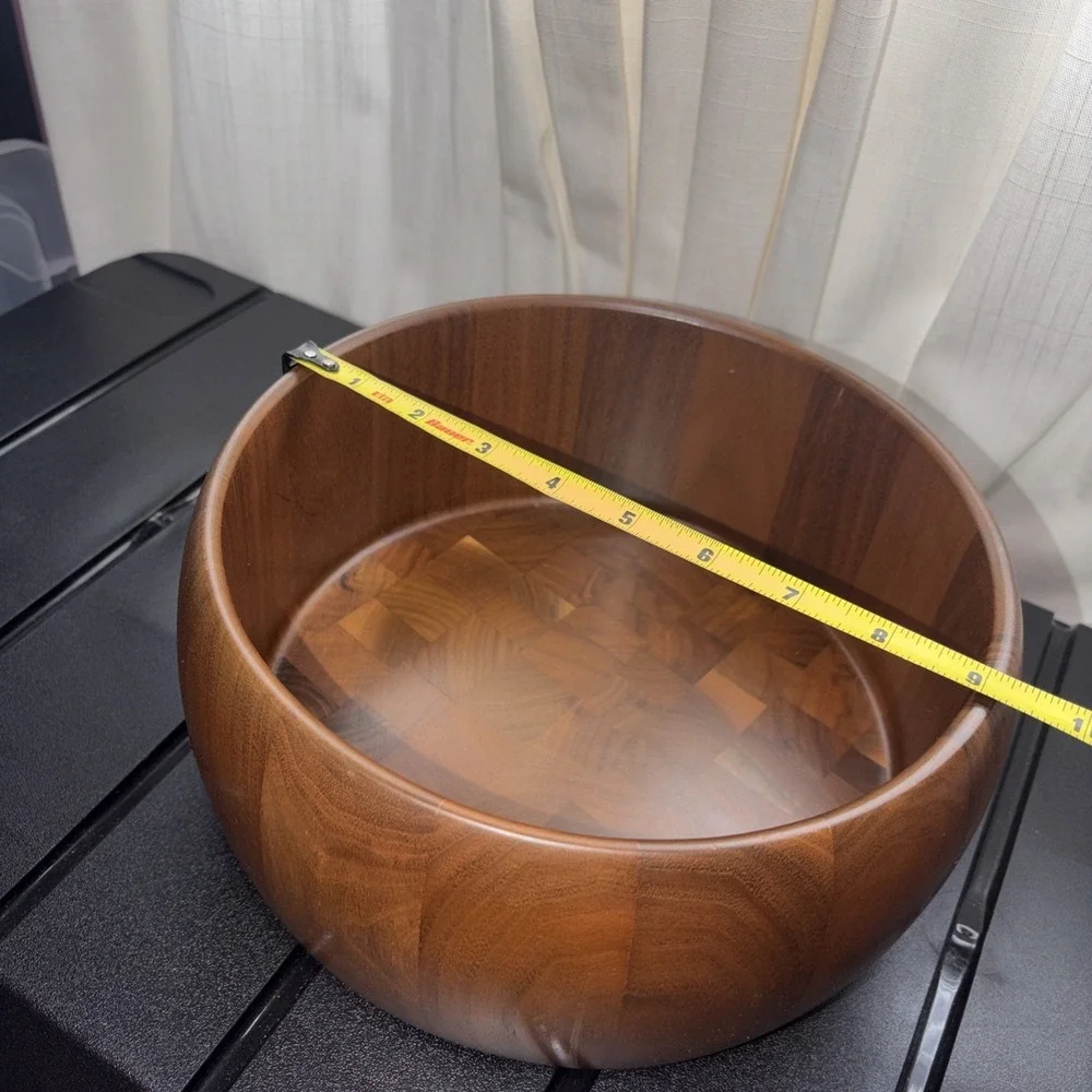 VTG Diversified Industries Division Solid American Single Walnut Salad Bowl 1526